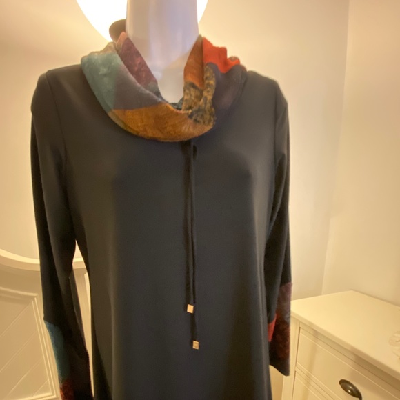 Layered tunic with cowl neck - Picture 1 of 10